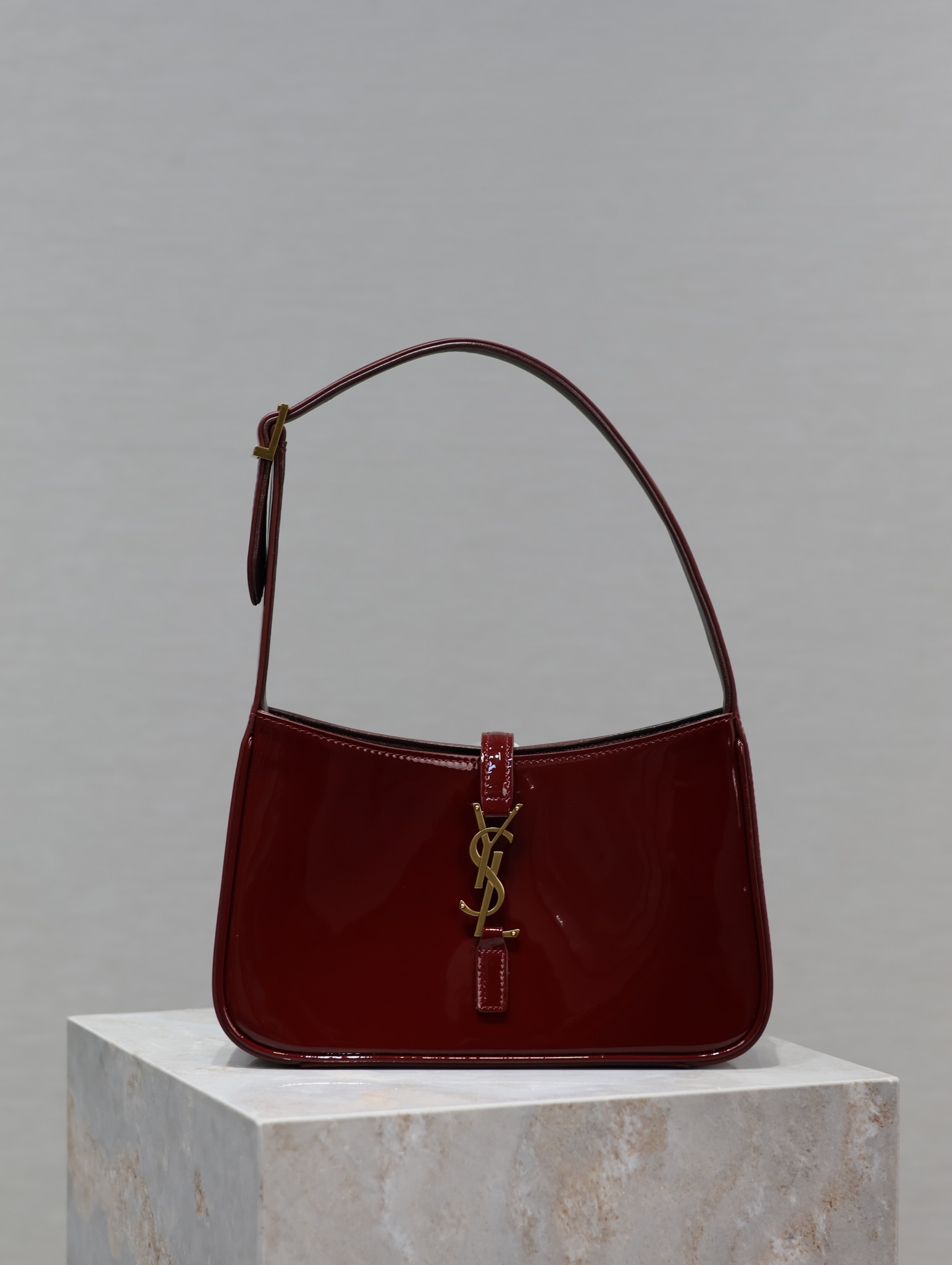[TOP] Yves Saint Laurent YSL Patent Leather Le 5A7 Bag 25X14X6cm - Jujube Red&GHW