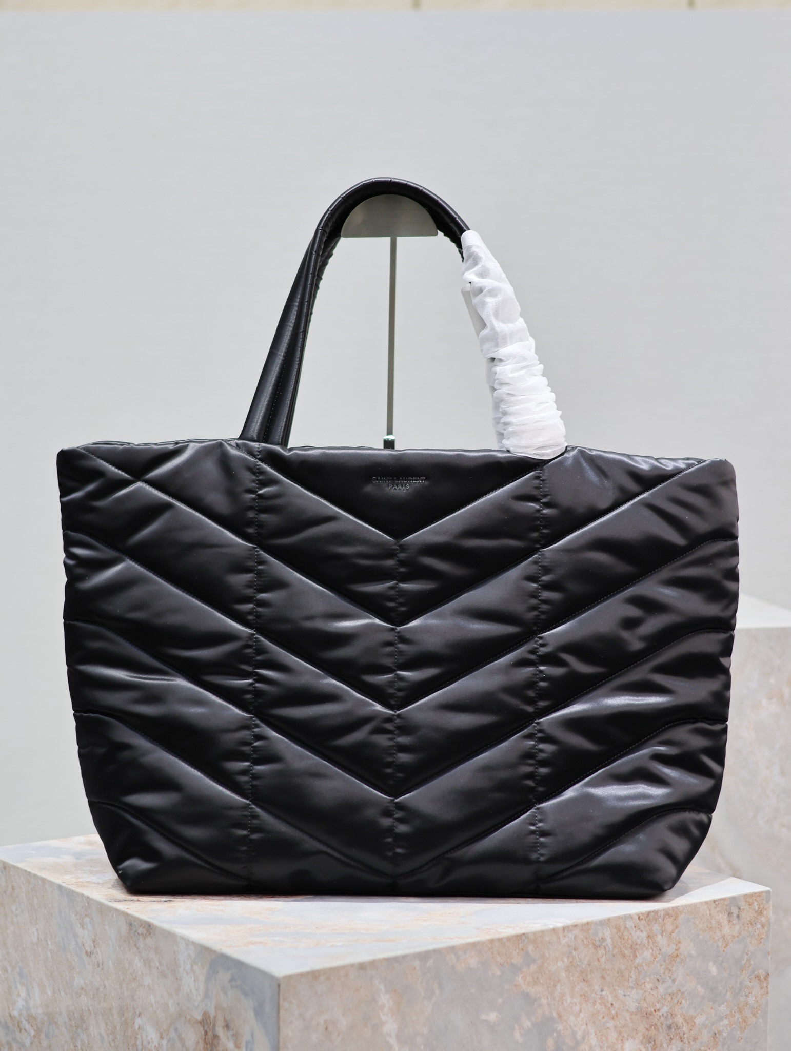 [TOP] Yves Saint Laurent YSL Men's Lambskin Tote Bag - Black - 57×36×17cm