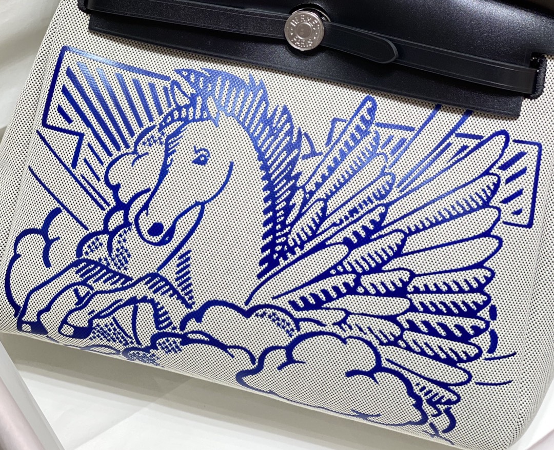 [TOP] HERMES Herbag Zip Handbag 31cm - Blue&SHW