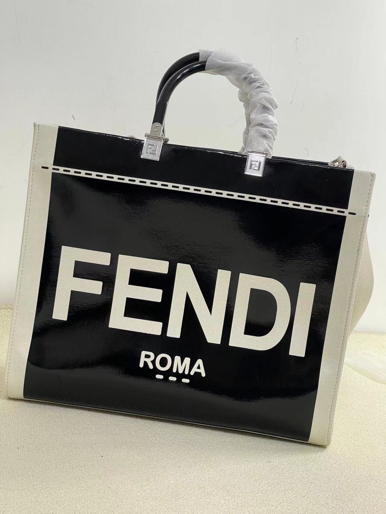 [TOP] FENDI Natural Canvas Bottom Material Sunshine Tote Bags 35x31x17cm - Black