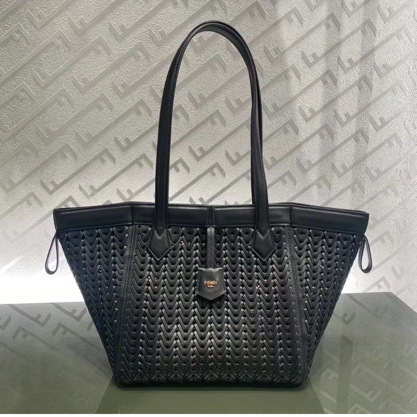 [TOP] FENDI Handmade Woven Bags - 27 x27 x16.5 - Black