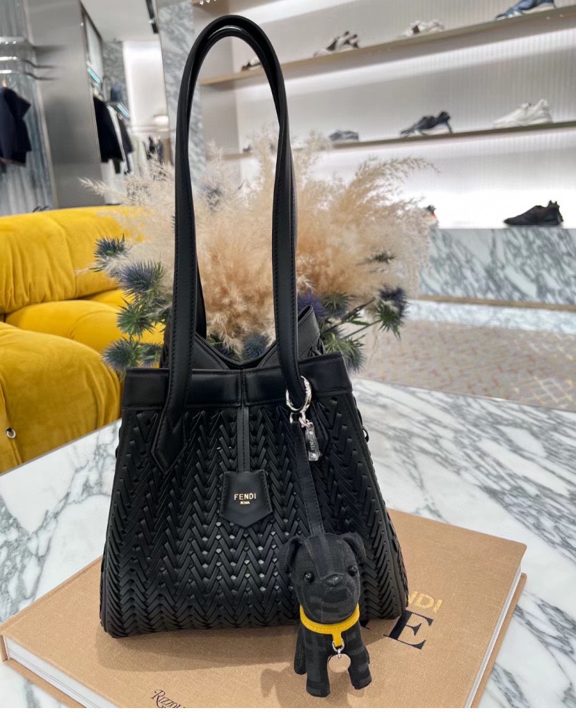 [TOP] FENDI Handmade Woven Bags - 27 x27 x16.5 - Black
