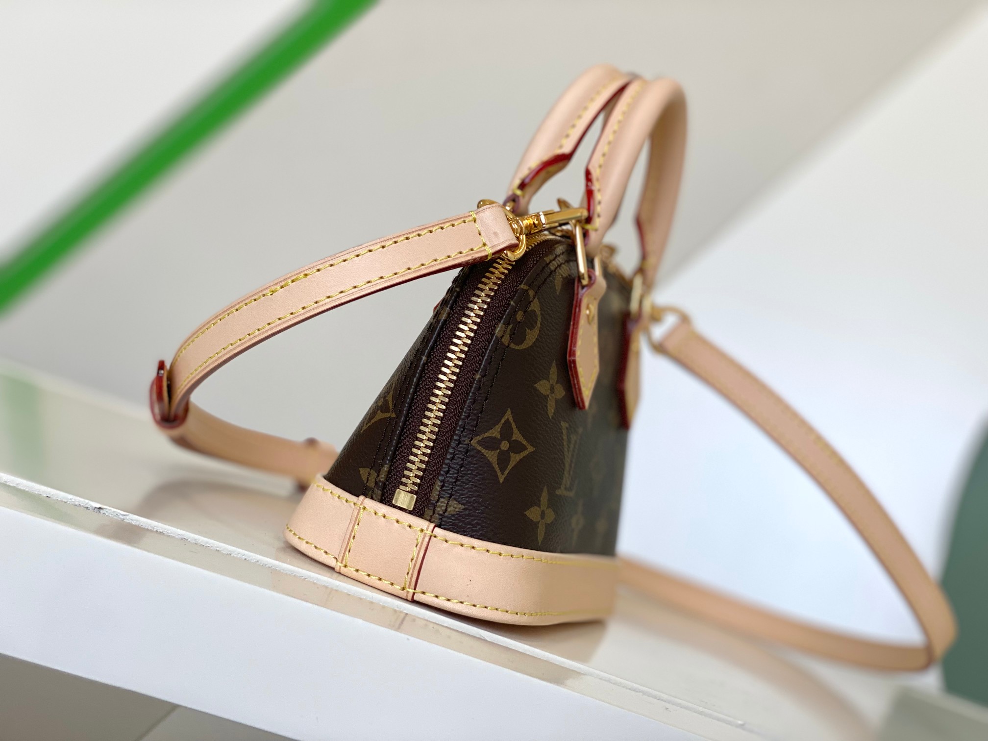 [TOP] Louis Vuitton LV New Launch Mini Nano Alma Bag - 18x12x8cm- Brown