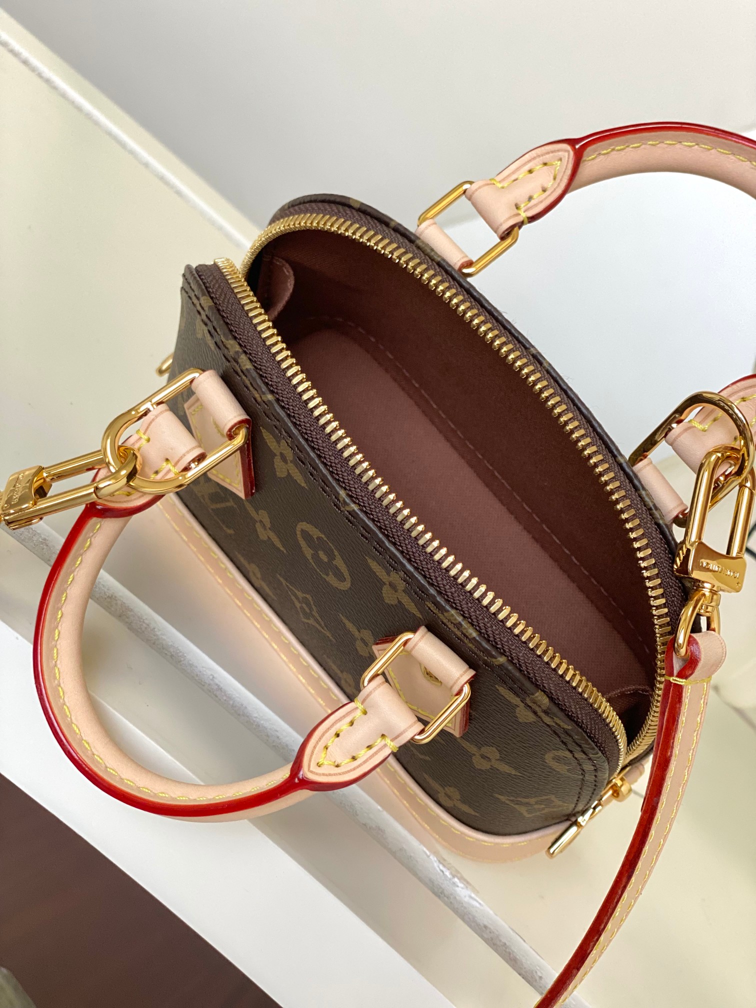 [TOP] Louis Vuitton LV New Launch Mini Nano Alma Bag - 18x12x8cm- Brown