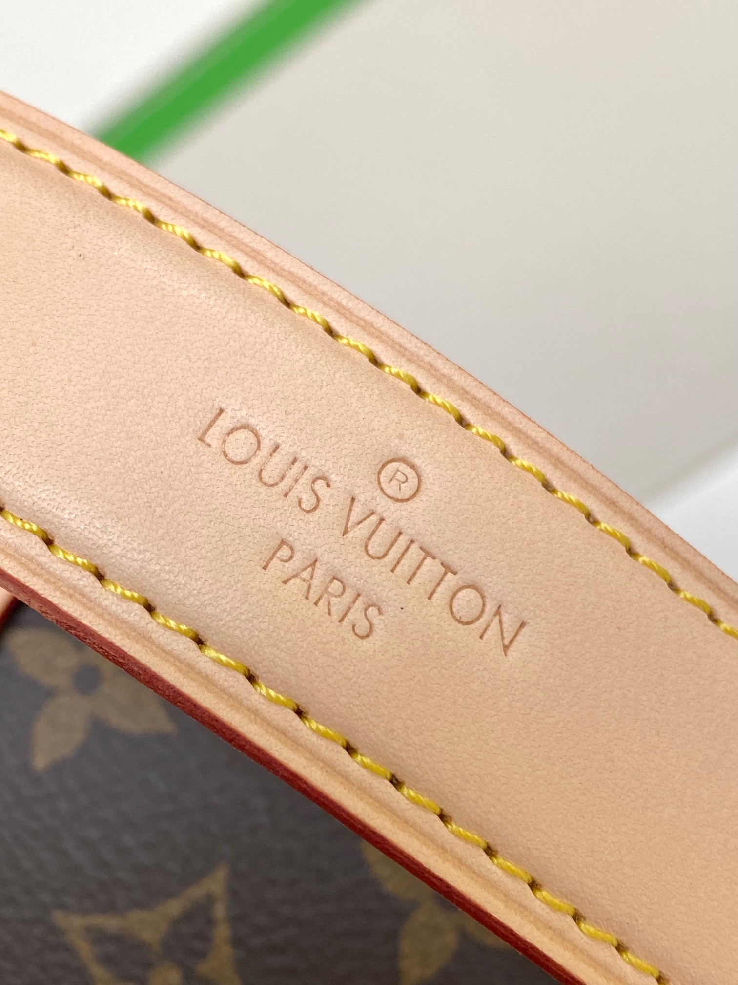 [TOP] Louis Vuitton LV Monogram Cowhide Diane Bag - 20x15x7.5cm-Brown