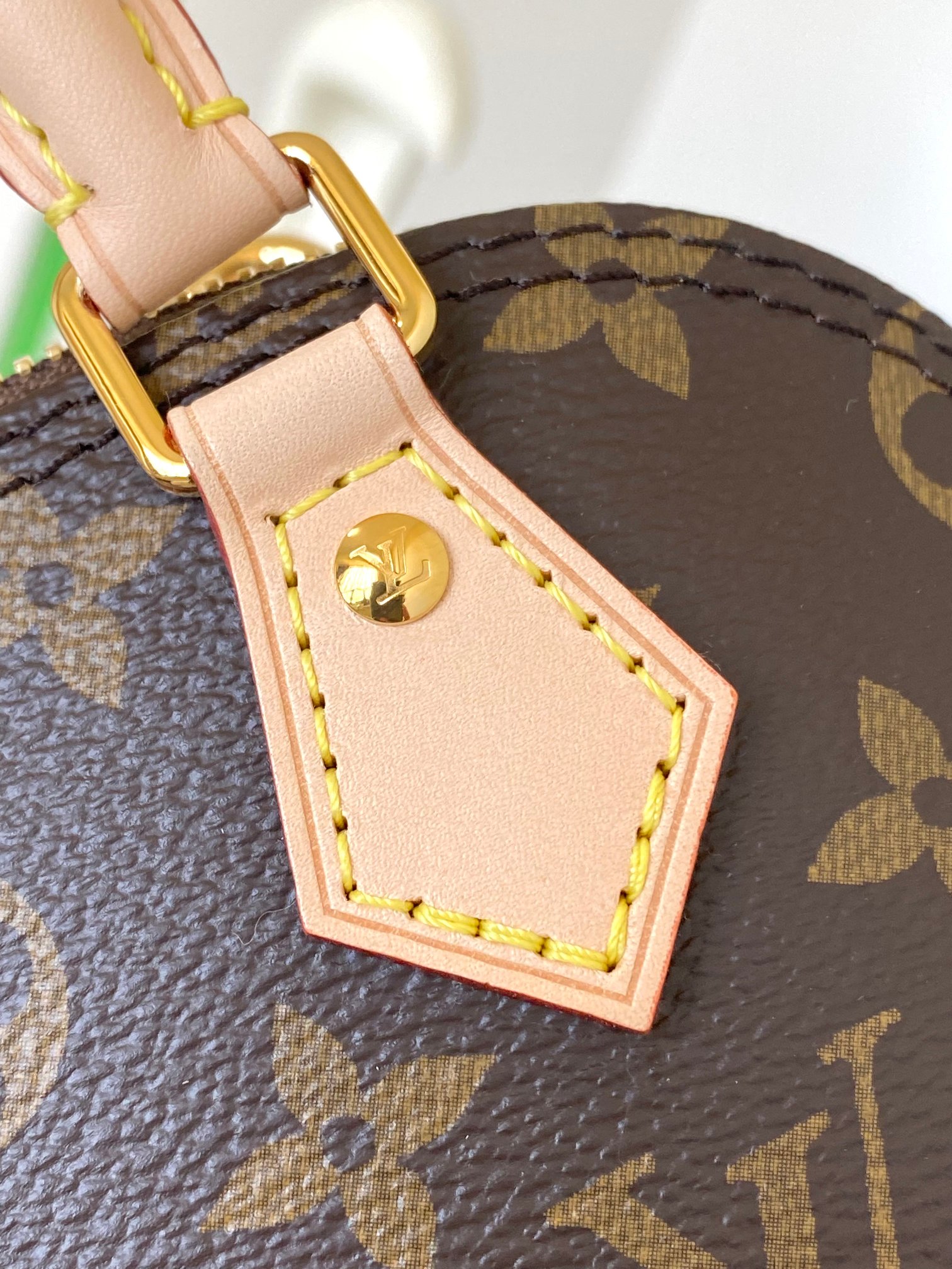 [TOP] Louis Vuitton LV New Launch Mini Nano Alma Bag - 18x12x8cm- Brown