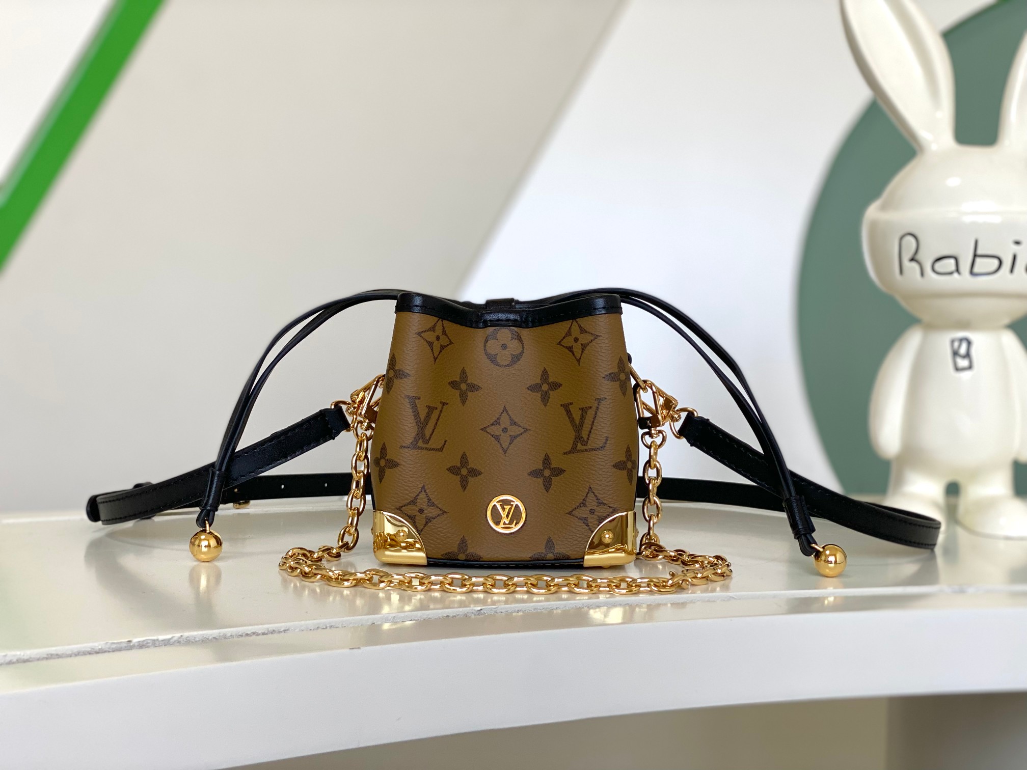 [TOP] Louis Vuitton LV Monogram Reverse Mini Bucket Bag  - 11.5x11.5x11.5cm-2 Colors