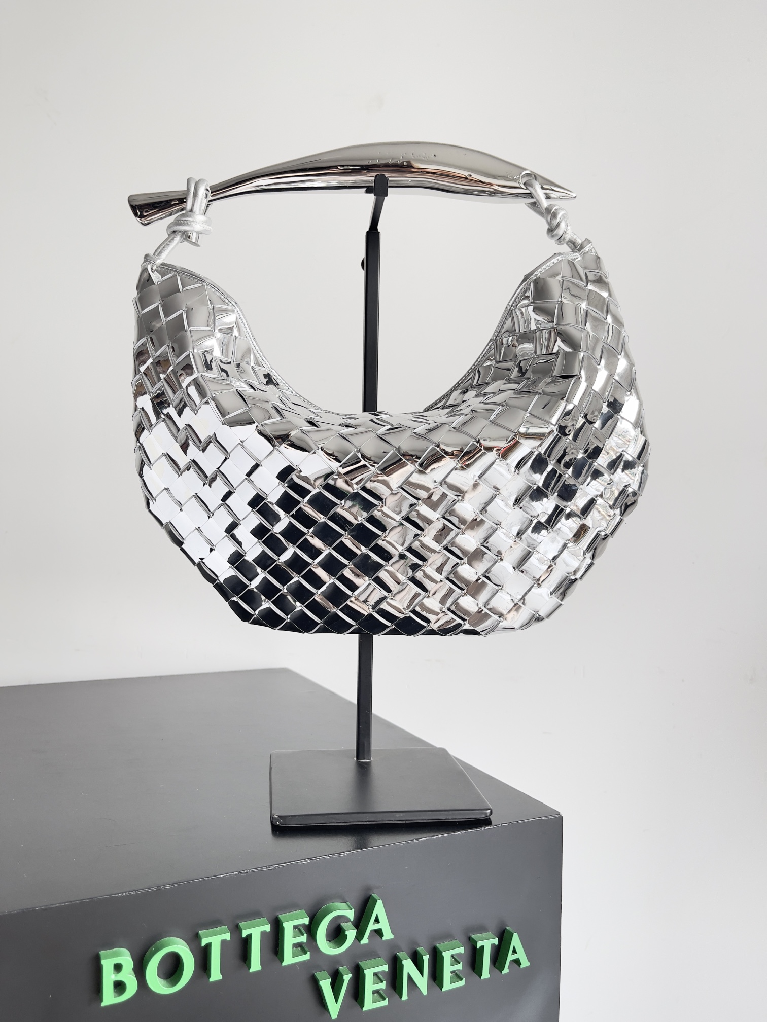 [TOP] Bottega Veneta BV Sardine Bag with Muse Brass Handle - 2 Colors