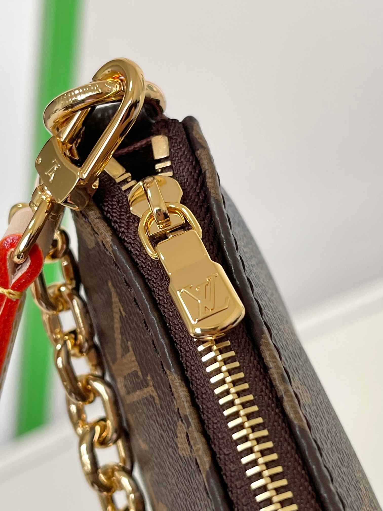 [TOP] Louis Vuitton LV Monogram Pochette Accessories Bag - 23.5x13.5x4CM