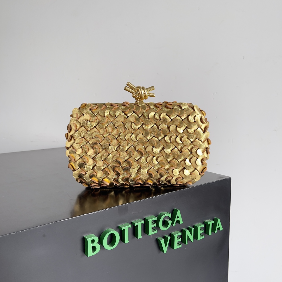 [TOP] Bottega Veneta BV BV Knot Weave Evening Bag 20.5 CM