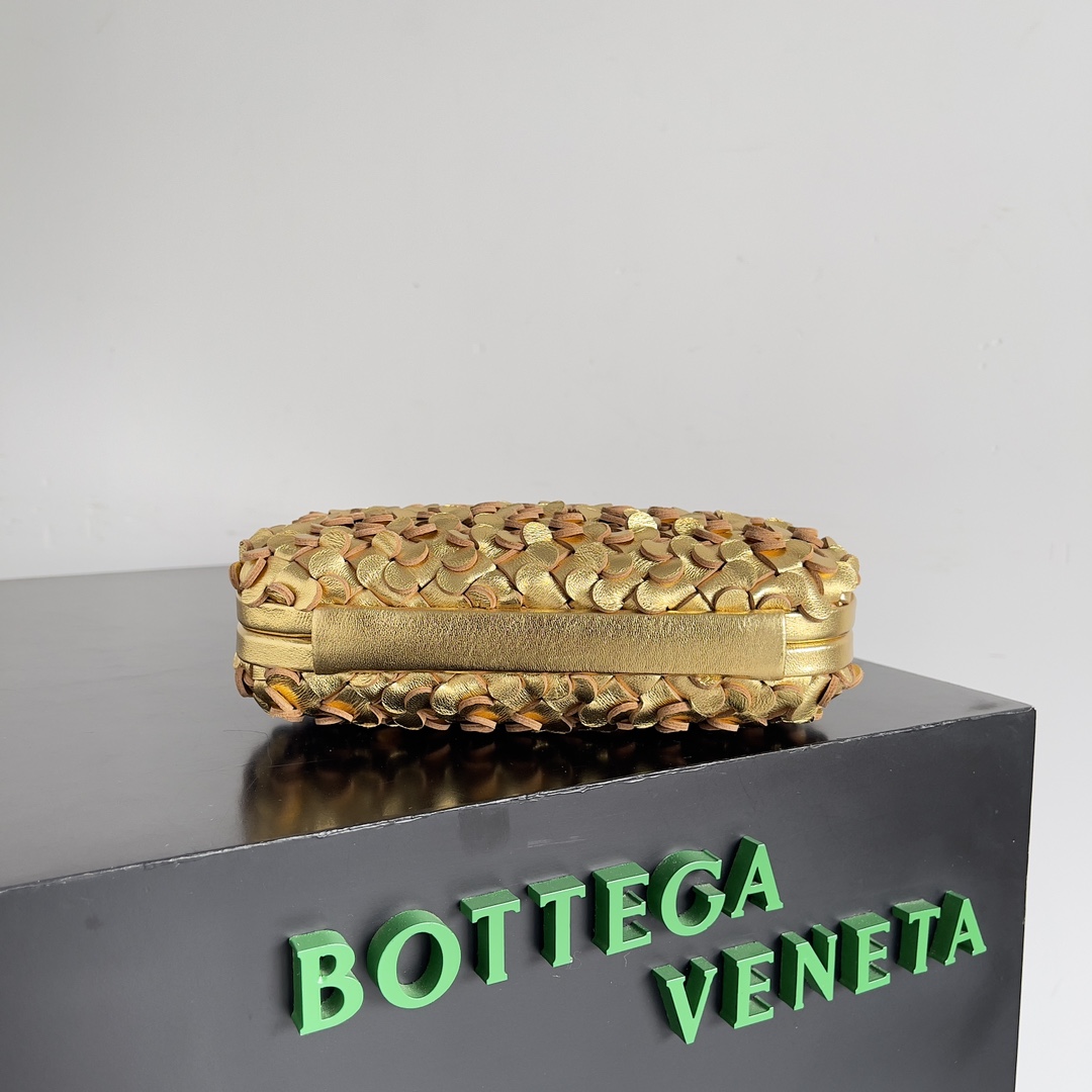 [TOP] Bottega Veneta BV BV Knot Weave Evening Bag 20.5 CM