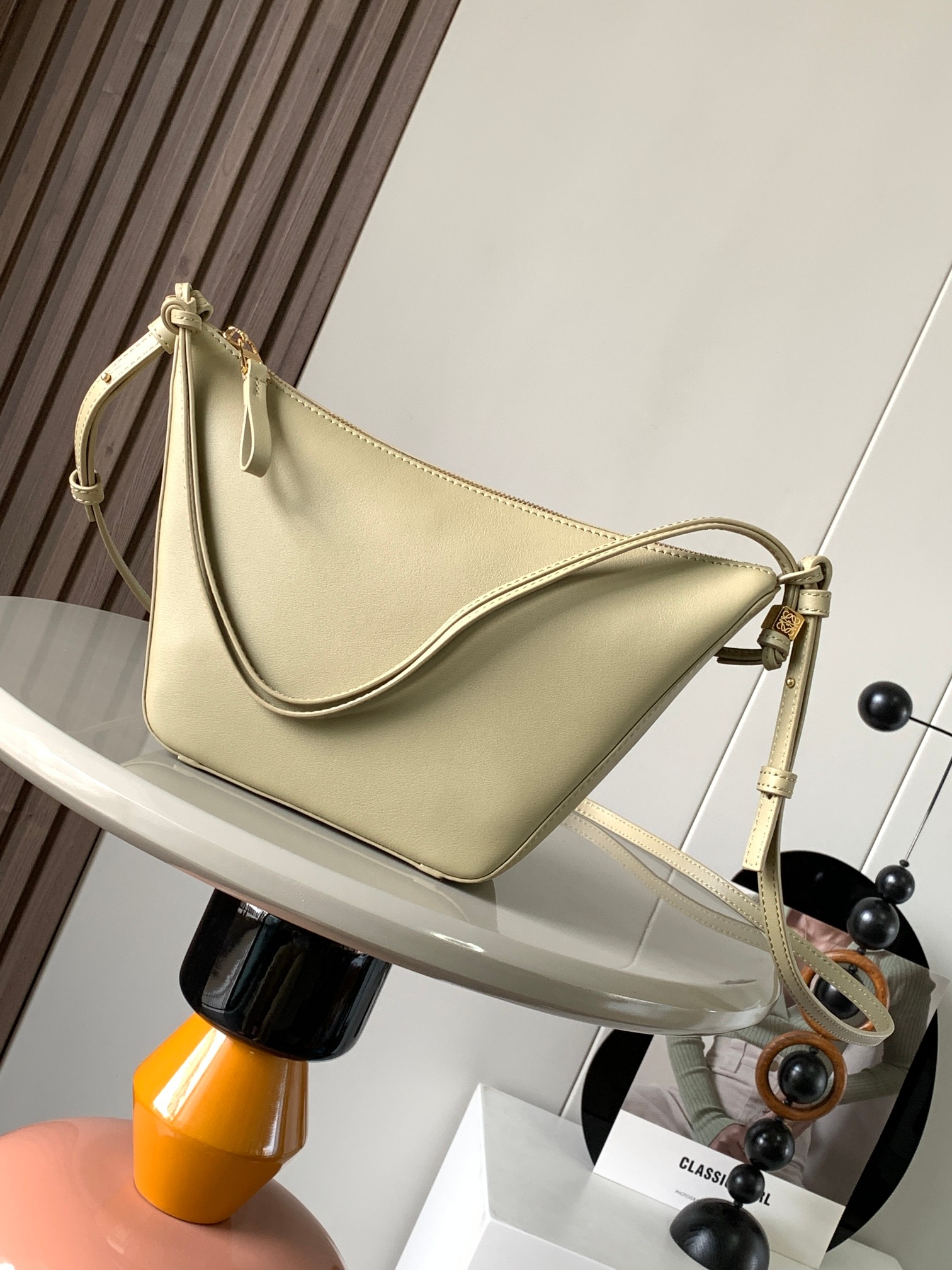 [TOP] LOEWE Hammock Hobo Bag 28x19x9.5cm - 5 Color