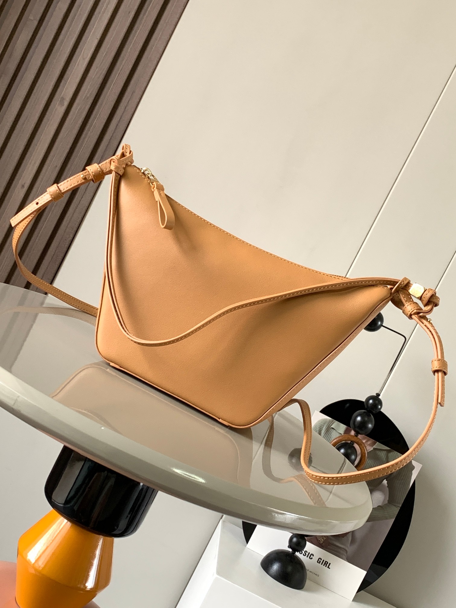 [TOP] LOEWE Hammock Hobo Bag 28x19x9.5cm - 5 Color
