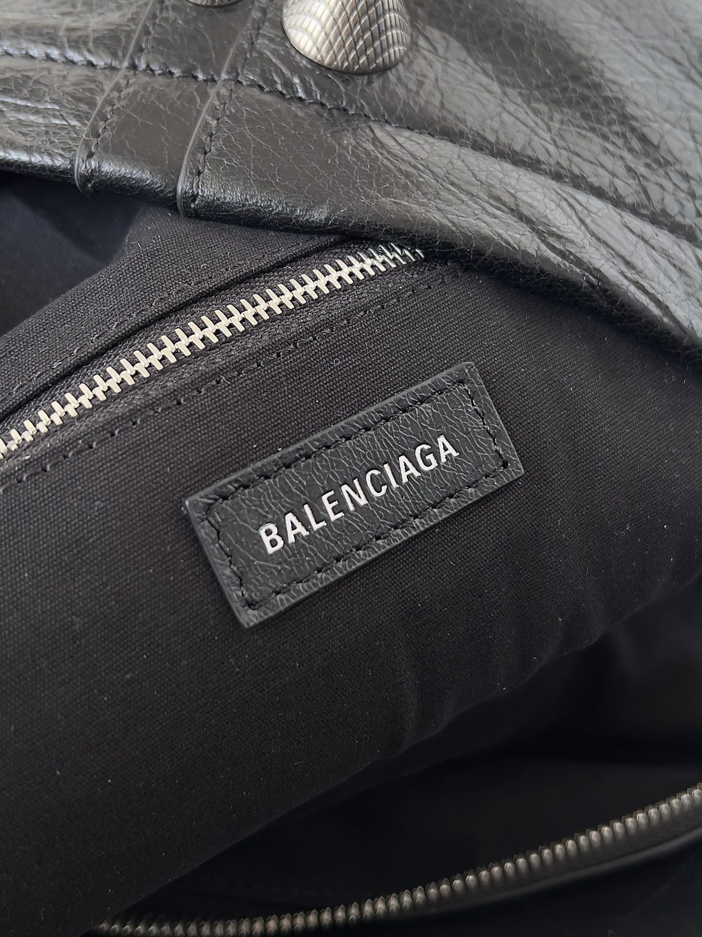 [TOP] BALENCIAGA Rivet Schoolbag Sheepskin Material  45.9 CM - Black