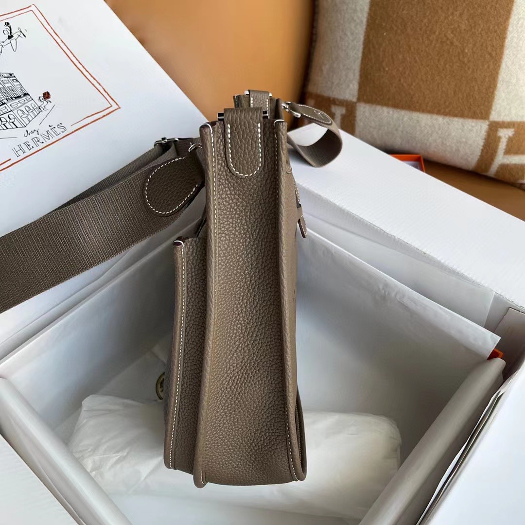 [TOP] HERMES Clemence Tc Leather Evelyne Bags 28cm - 10 Colors