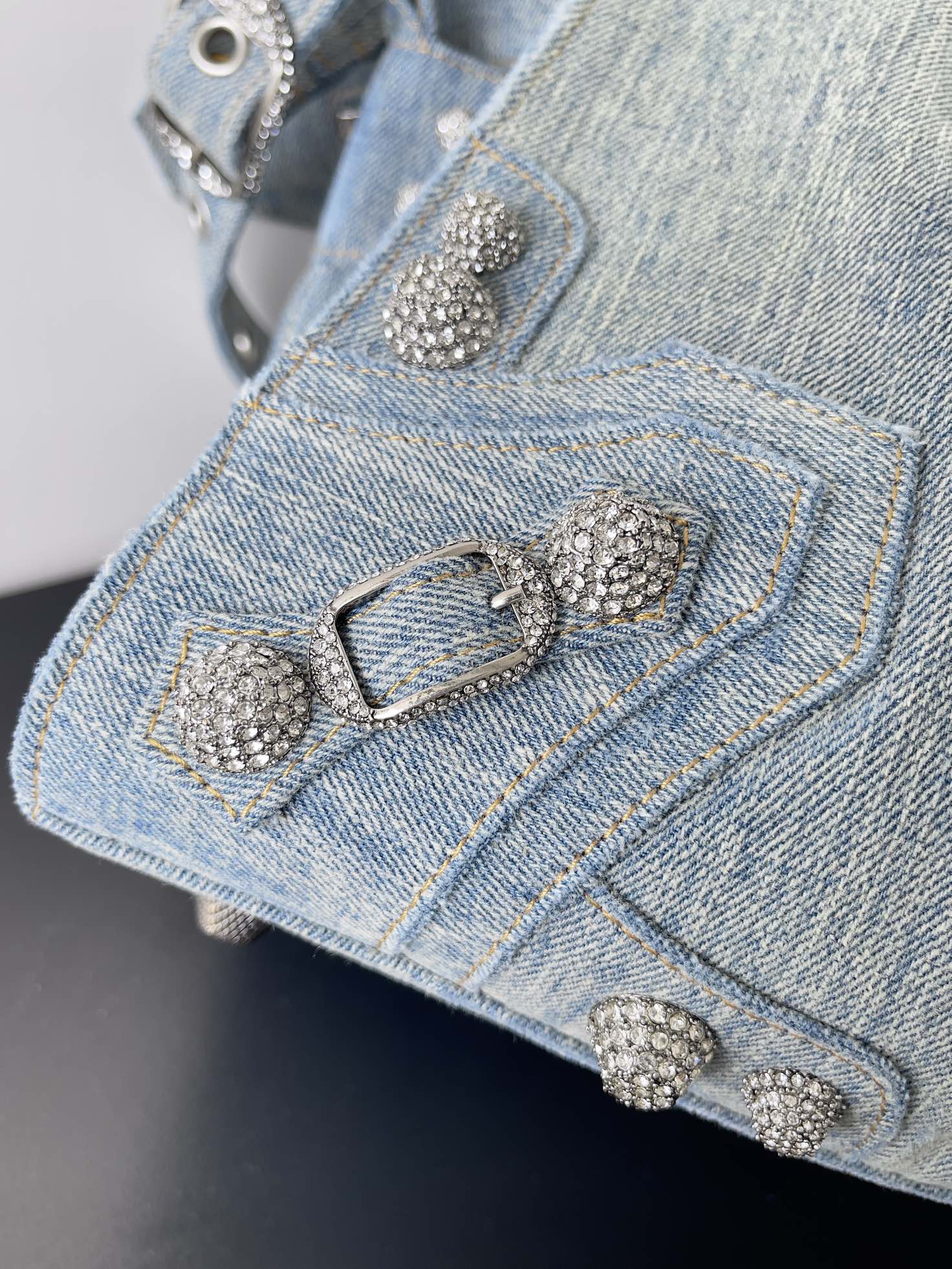 [TOP] BALENCIAGA Le Cagole Bag Motorcycle Bag Denim  39 CM - Denim