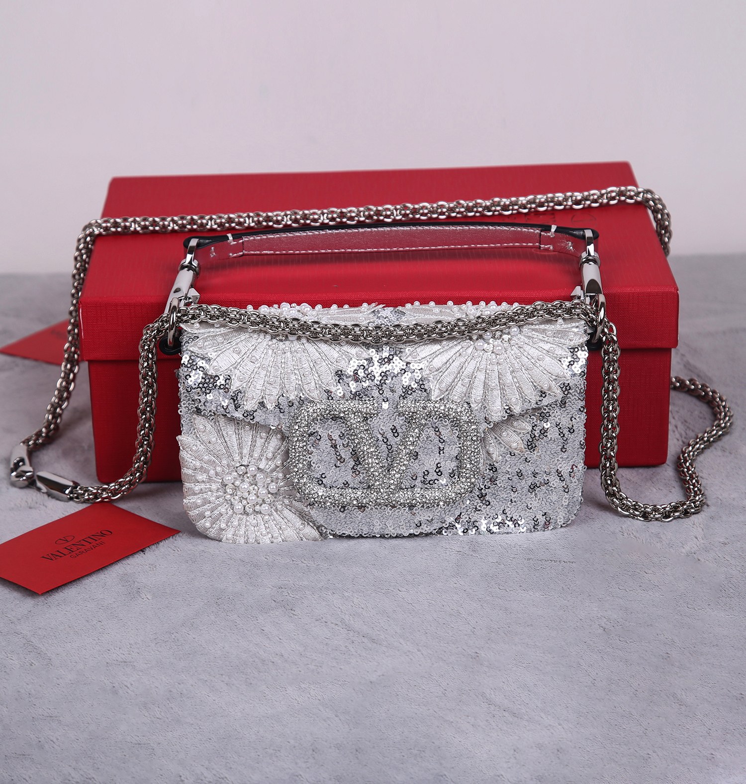 [TOP] VALENTINO Garavani Loco Bag with Embroidery & Crystal Embellishment Small 20x11x5cm - Silver