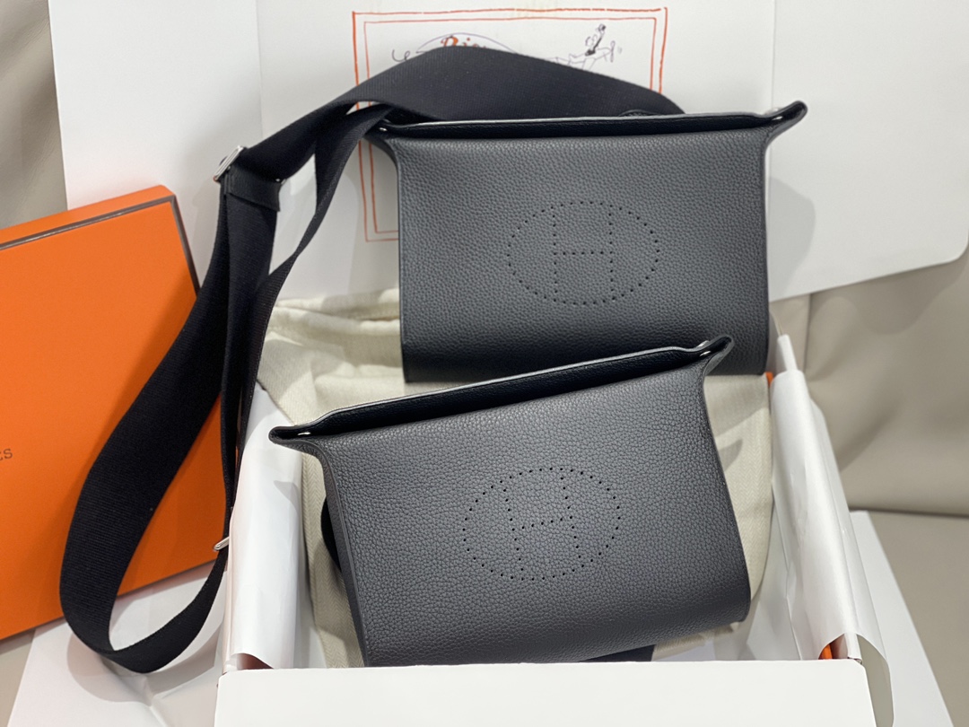 [TOP] HERMES Videpoches Dinner plate packs 27CM - Two Colors - SHW
