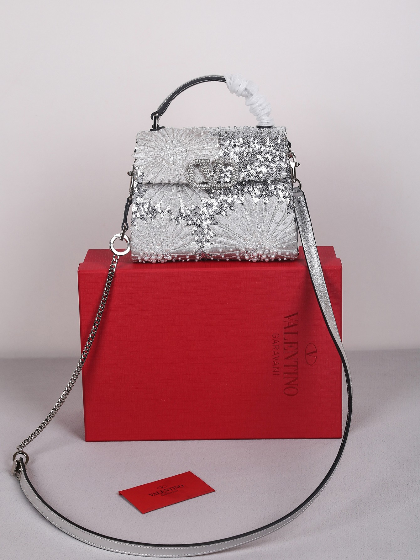 [TOP] VALENTINO Garavani VSLING Bag with Embroidery & Crystal Embellishment Mini 19x13x9cm - Silver