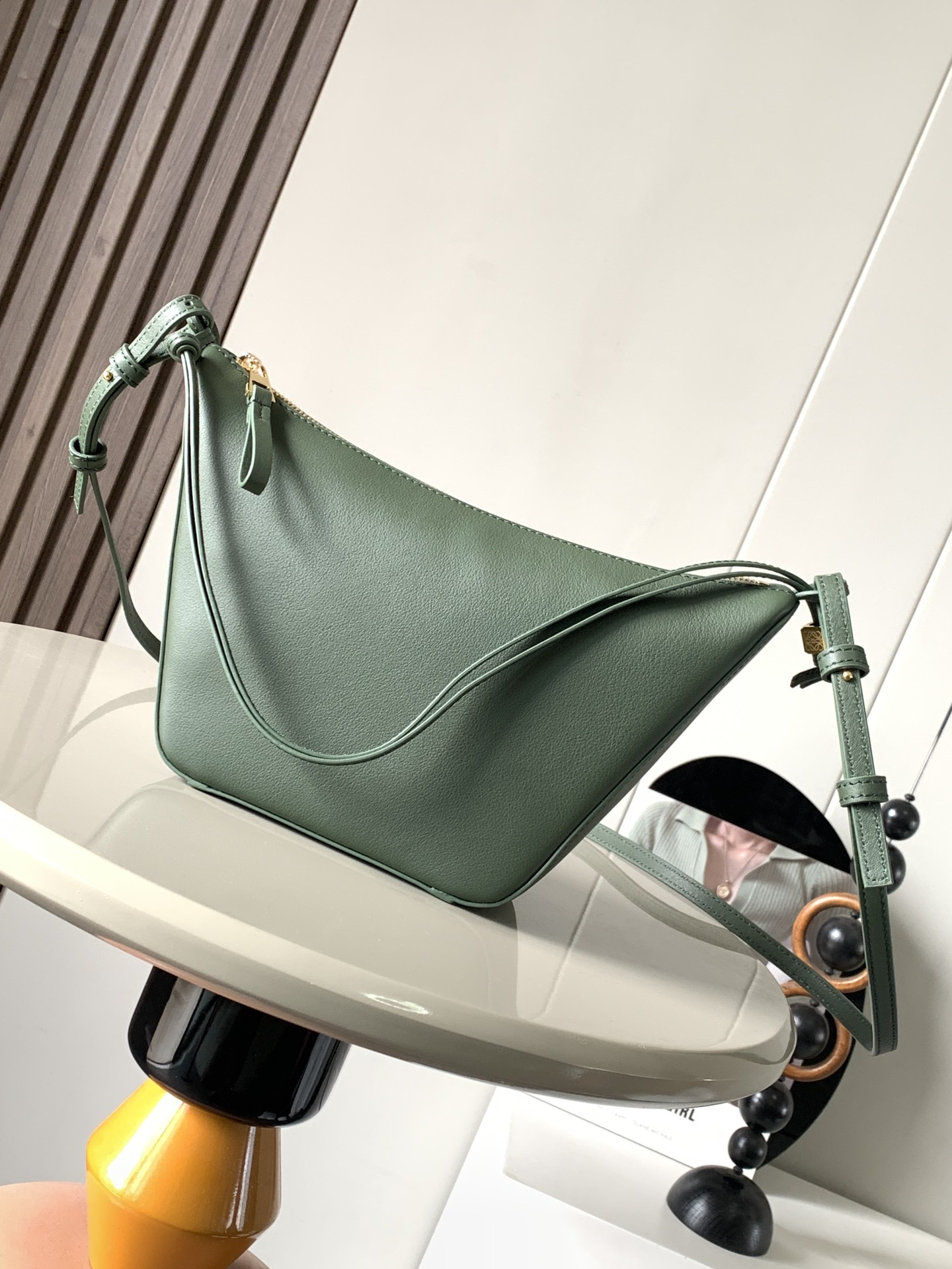 [TOP] LOEWE Hammock Hobo Bag 28x19x9.5cm - 5 Color