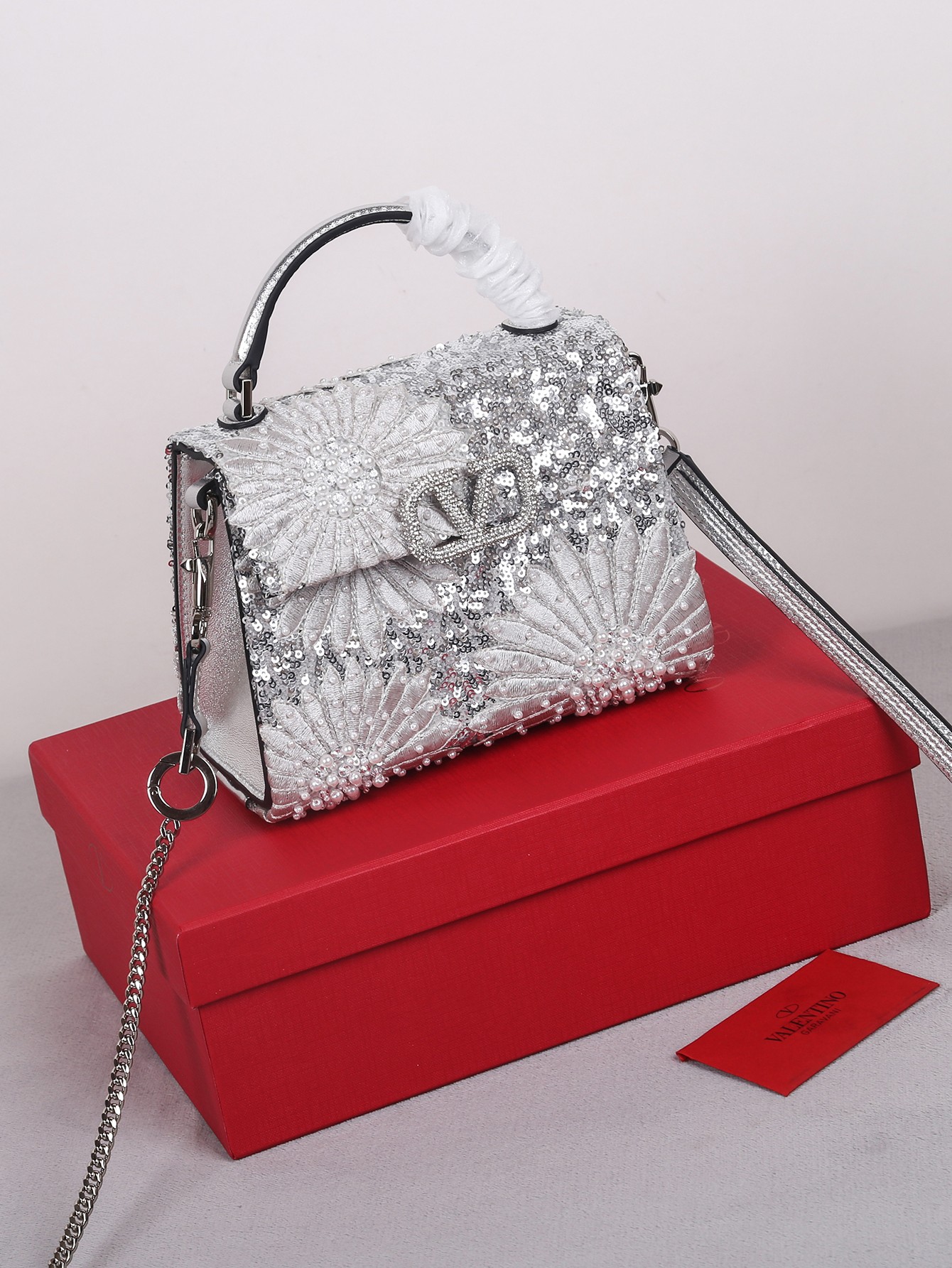 [TOP] VALENTINO Garavani VSLING Bag with Embroidery & Crystal Embellishment Mini 19x13x9cm - Silver