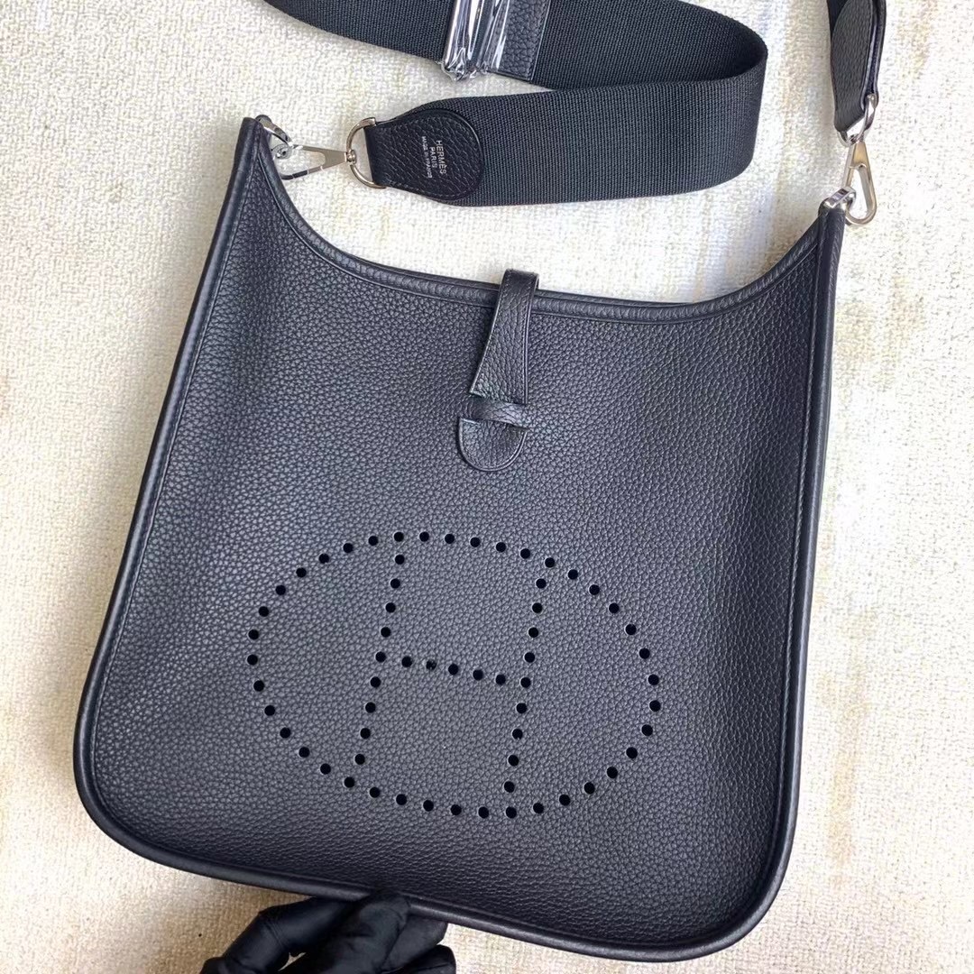 [TOP] HERMES Clemence Tc Leather Evelyne Bags 28cm - 10 Colors