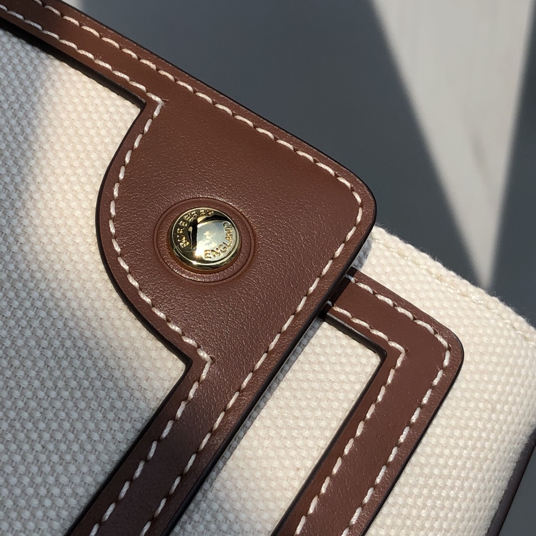 [TOP] BURBERRY Note Bag Canvas & Cowhide with Letters Logo 25 x 8.5 x 18cm - White