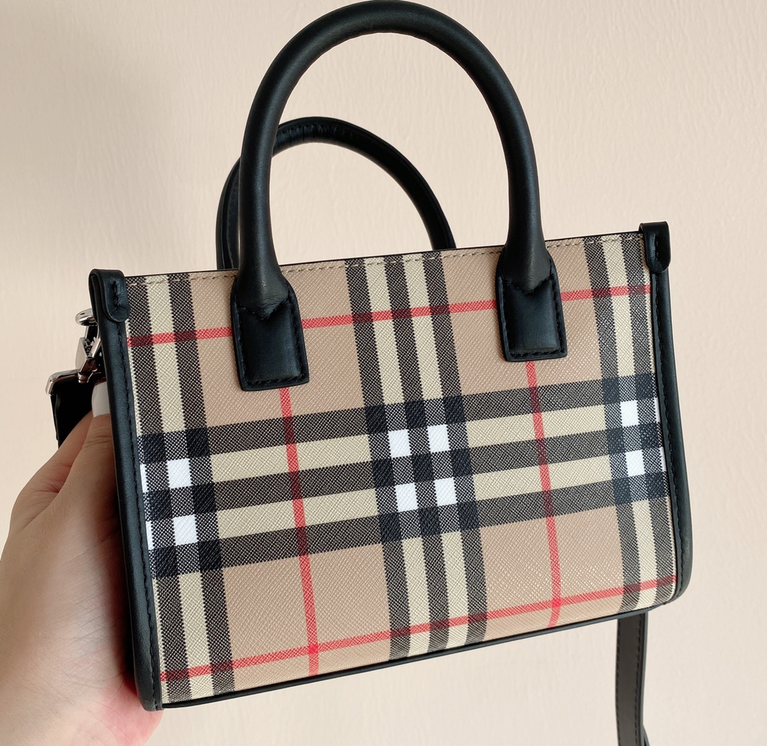 [TOP] BURBERRY Tote Bag Mini 19.5x14x6.5cm - Beige