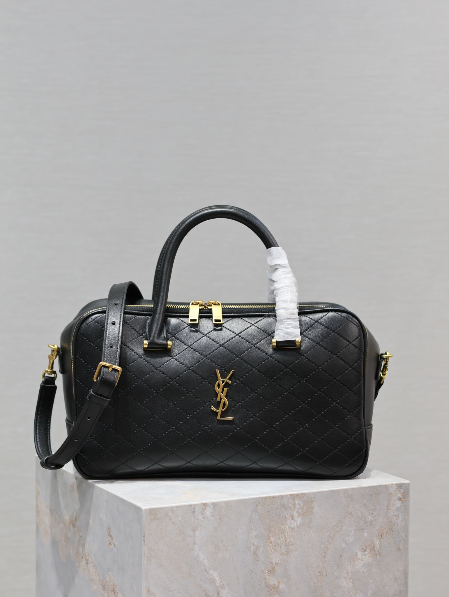 [TOP] Yves Saint Laurent YSL New Liya Retro Luggage Bag 31x16x13cm - Black&GHW