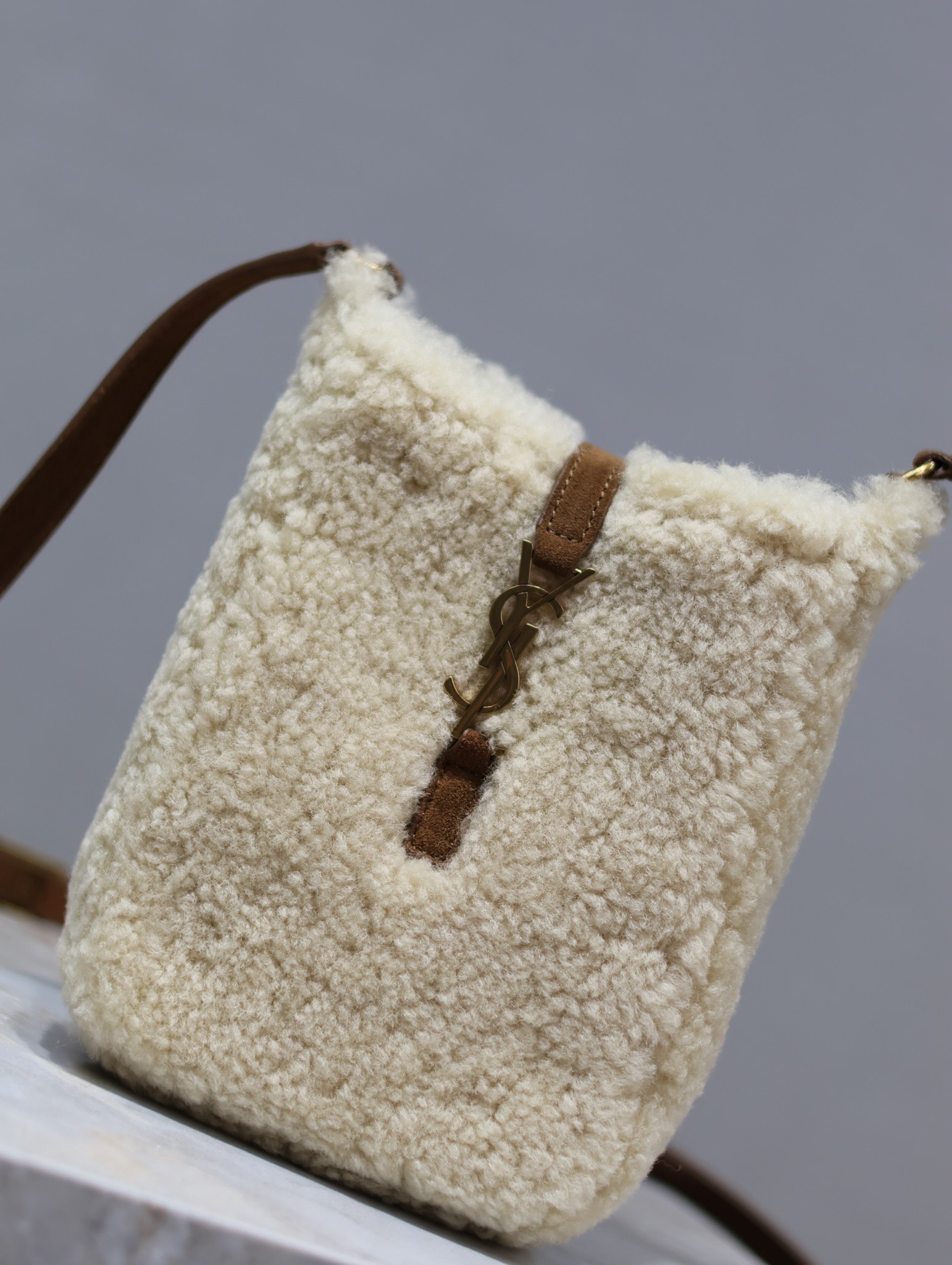 [TOP] Yves Saint Laurent YSL Lamb's Wool Mini Le 5A7 Bag 18×13.5×3.5cm - Beige&GHW