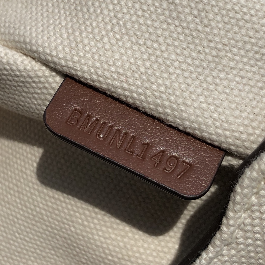 [TOP] BURBERRY Note Bag Canvas & Cowhide with Letters Logo 25 x 8.5 x 18cm - White