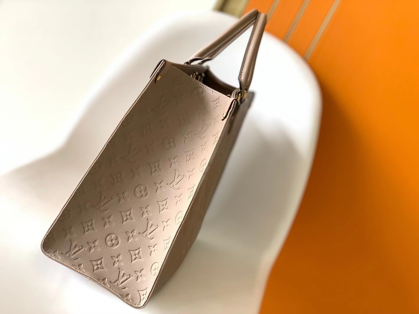 [TOP] Louis Vuitton LV On The Go Bag 41cm-Dark Beige