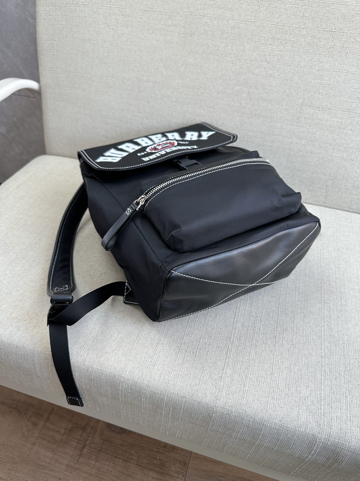 [TOP] BURBERRY Backpack Checkered and Cowhide 24x31x10cm - Black