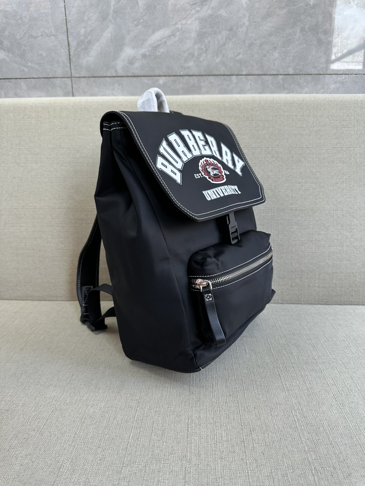 [TOP] BURBERRY Backpack Checkered and Cowhide 24x31x10cm - Black