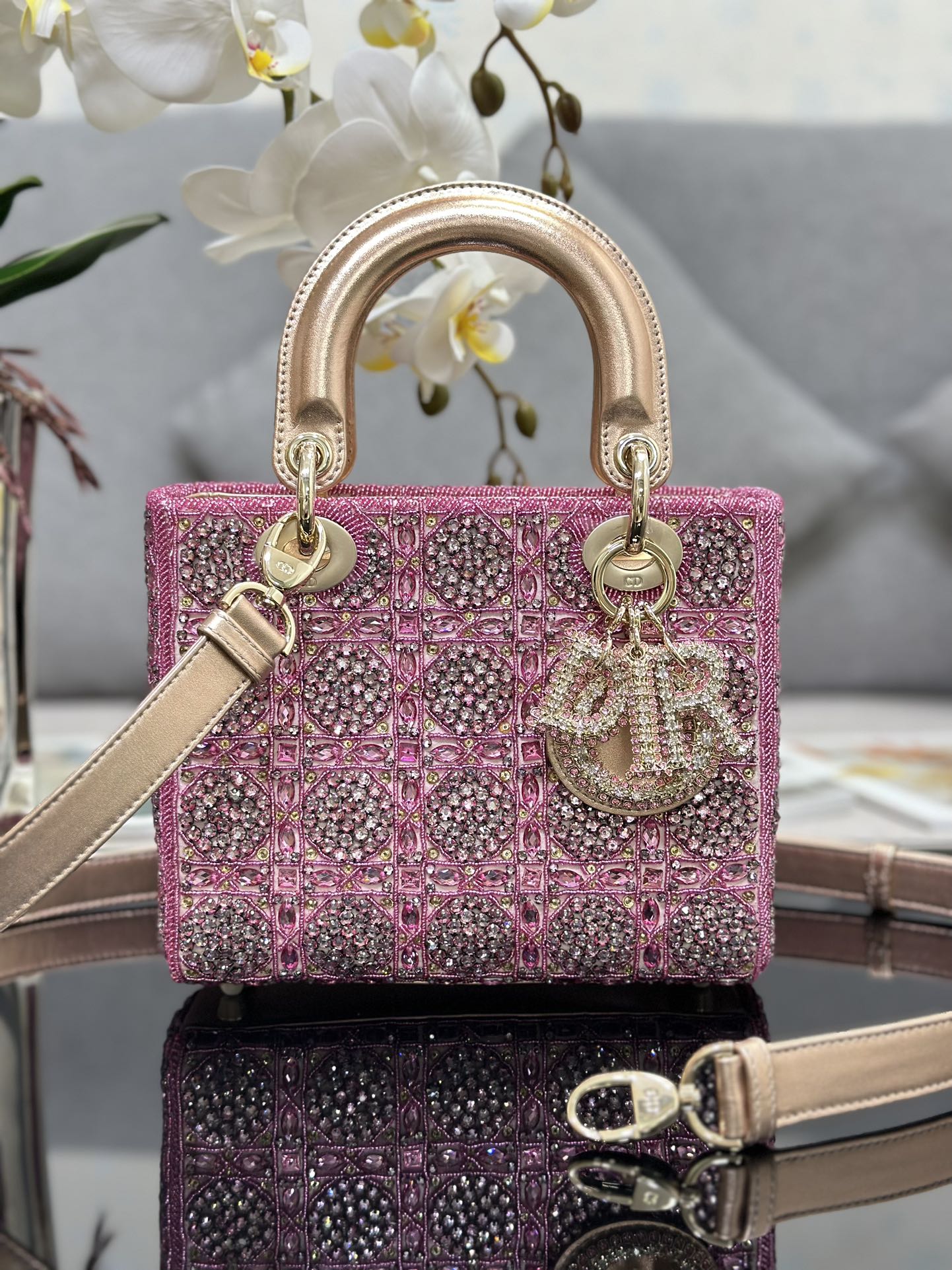 [TOP] Christian Dior Four Grid Embroidered Rhinestones Lady Christian Dior Bags - 20x16.5x8cm - 3 Colors