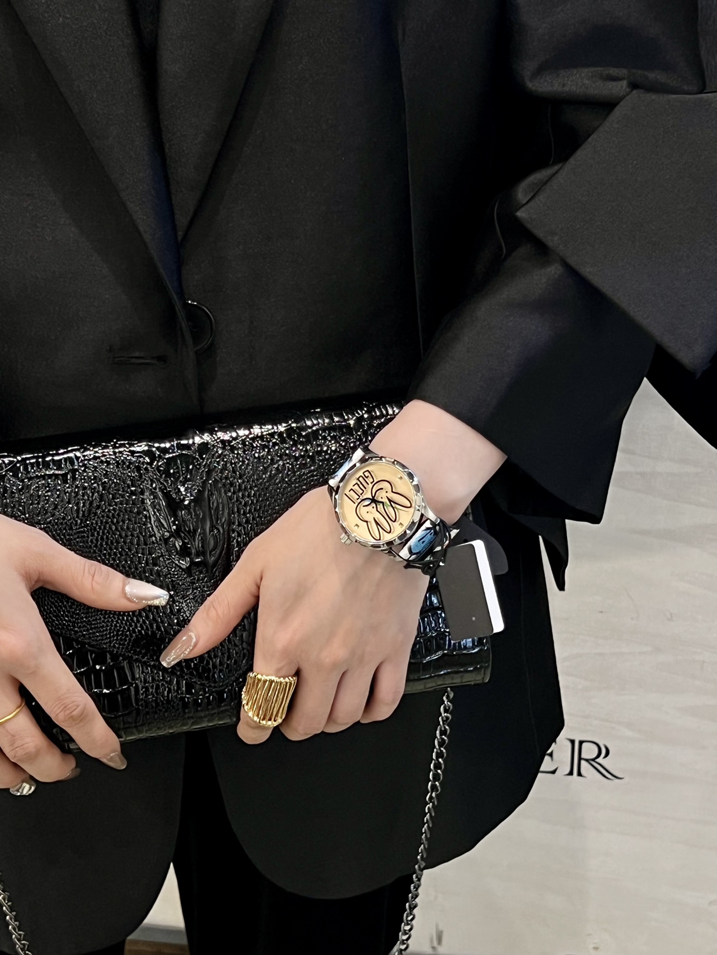 [TOP] GUCCI G-Timeless Series W Bowl Watch 38 mm