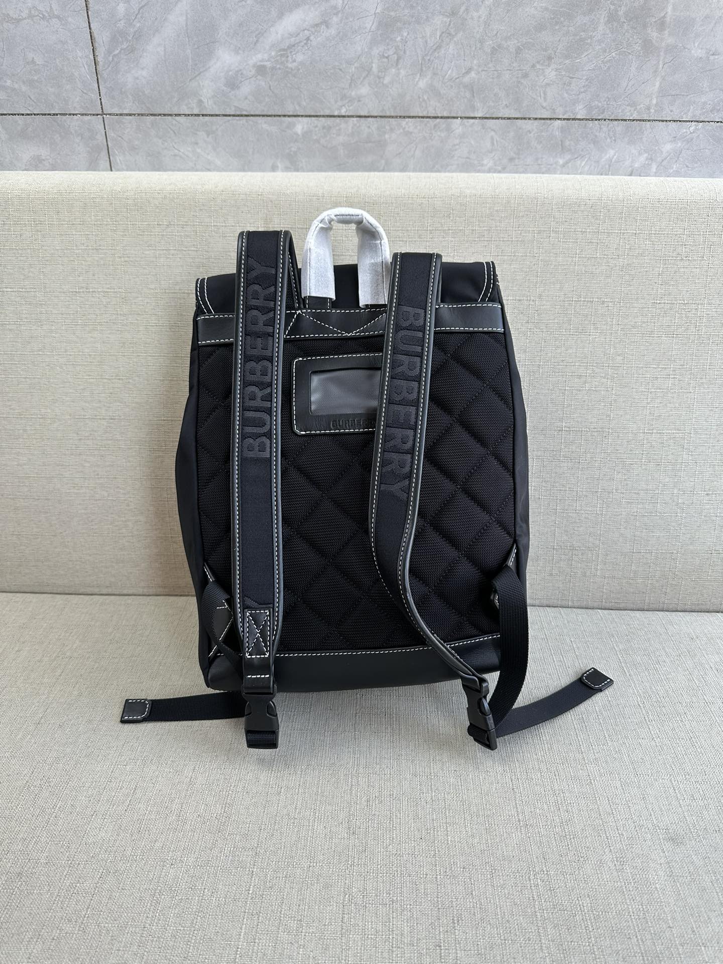 [TOP] BURBERRY Backpack Checkered and Cowhide 24x31x10cm - Black