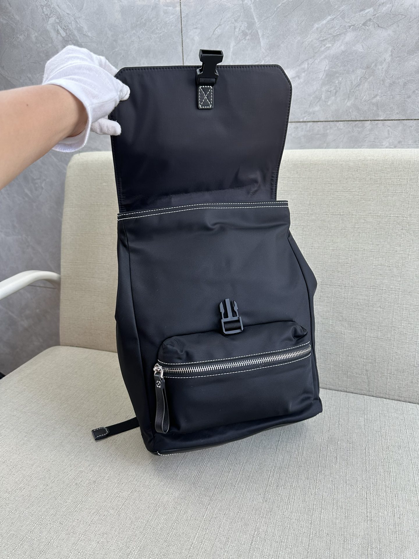 [TOP] BURBERRY Backpack Checkered and Cowhide 24x31x10cm - Black