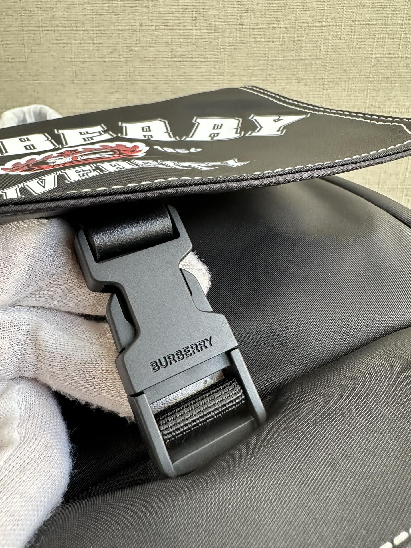 [TOP] BURBERRY Backpack Checkered and Cowhide 24x31x10cm - Black