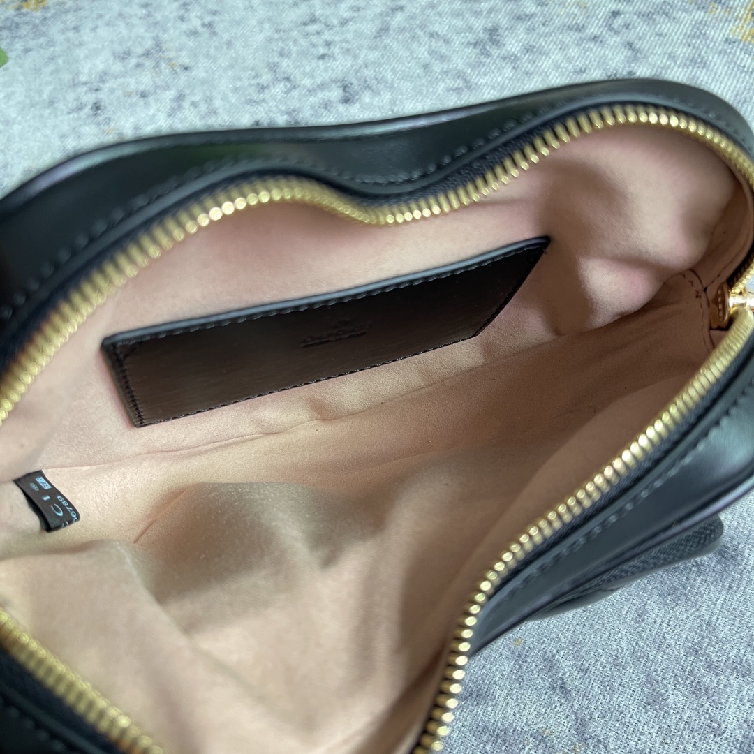 [TOP] GUCCI G*G Heart Shaped Leather Bag 20X17.5X6.5CM - Black