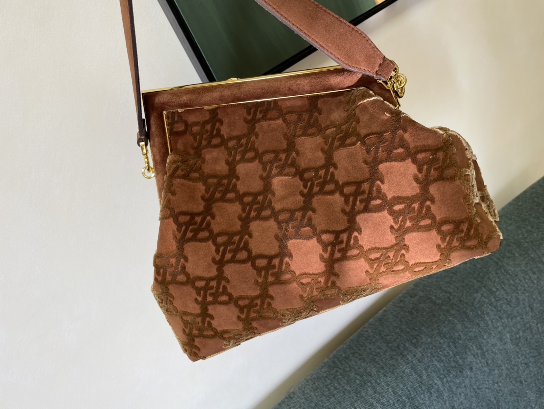 [TOP] FENDI Brown Nappa Leather Material First Bag - Two Sizes