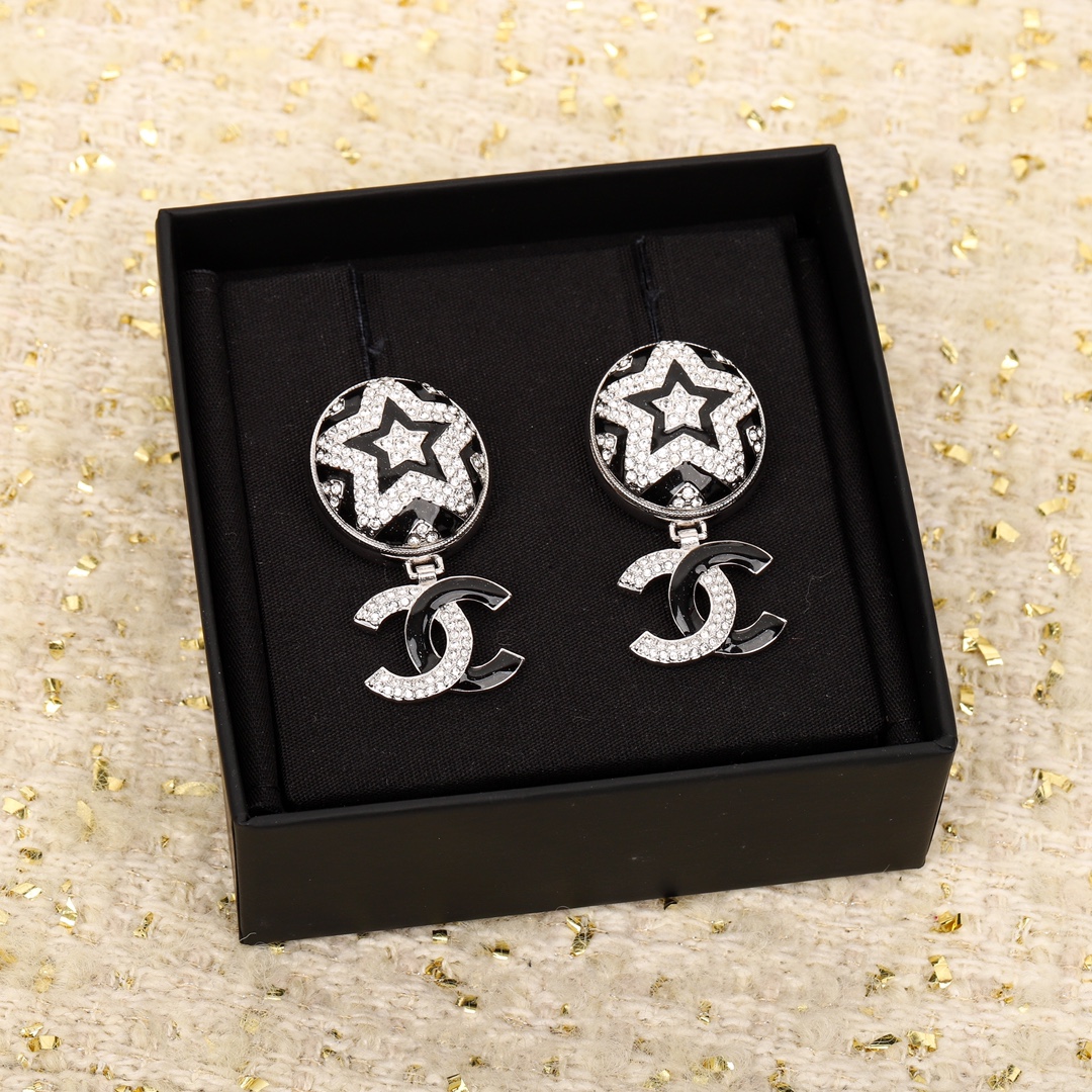 [TOP] CHANEL Five-pointed Star Double C Earrings