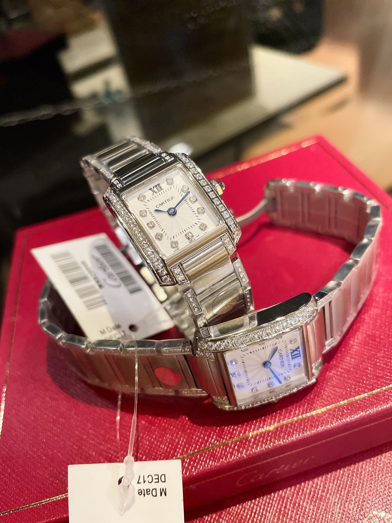 [TOP] Cartier French tank series Watch - 2 Sizes