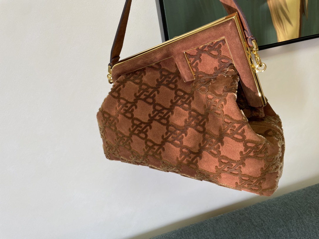 [TOP] FENDI Brown Nappa Leather Material First Bag - Two Sizes