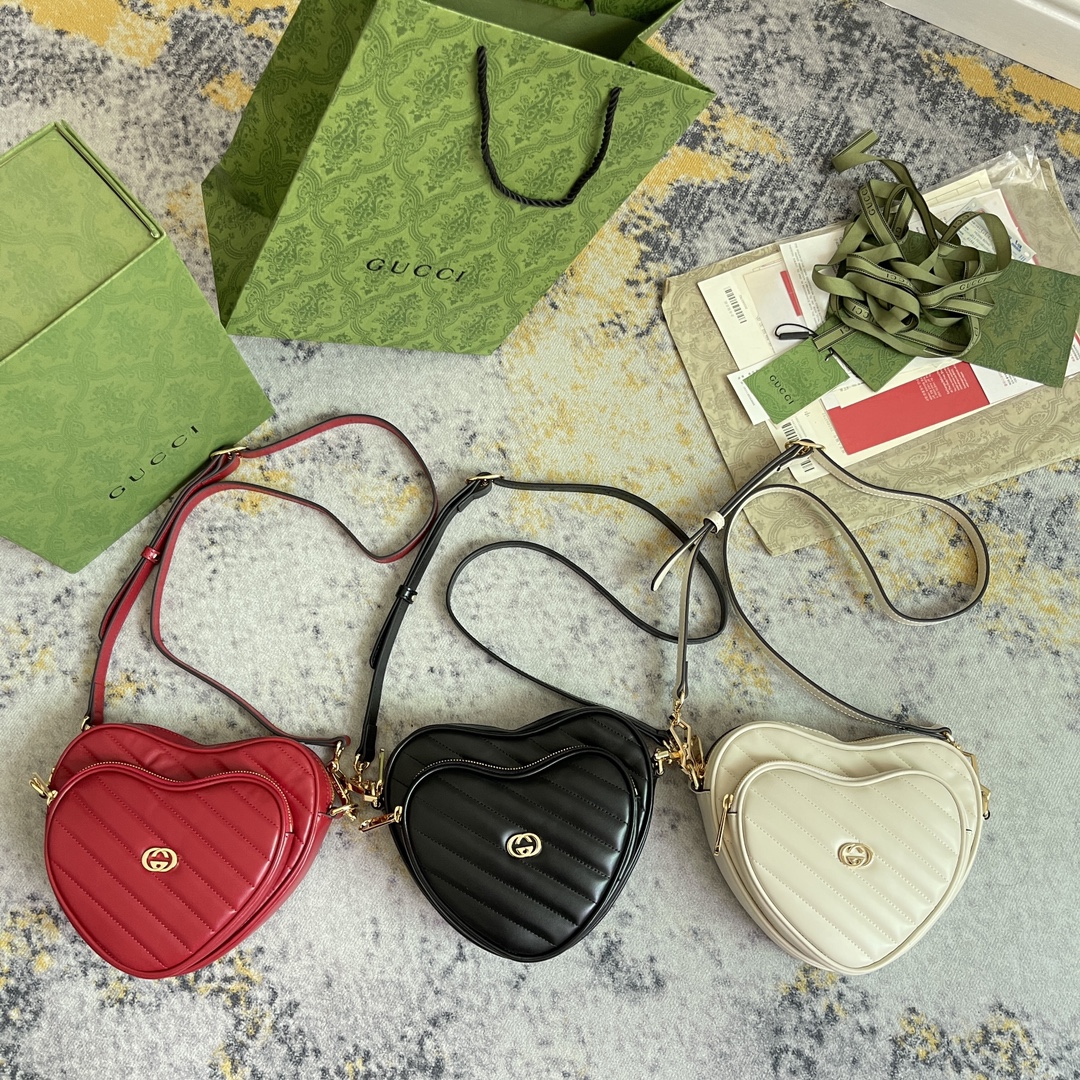 [TOP] GUCCI G*G Heart Shaped Leather Bag 20X17.5X6.5CM - Black