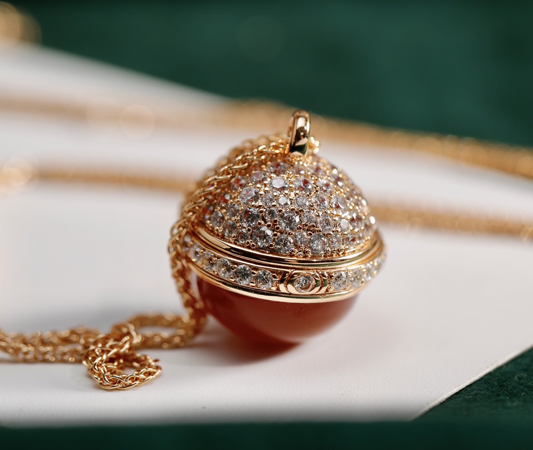 [TOP] PIAGET Possession Necklace - Rose Gold