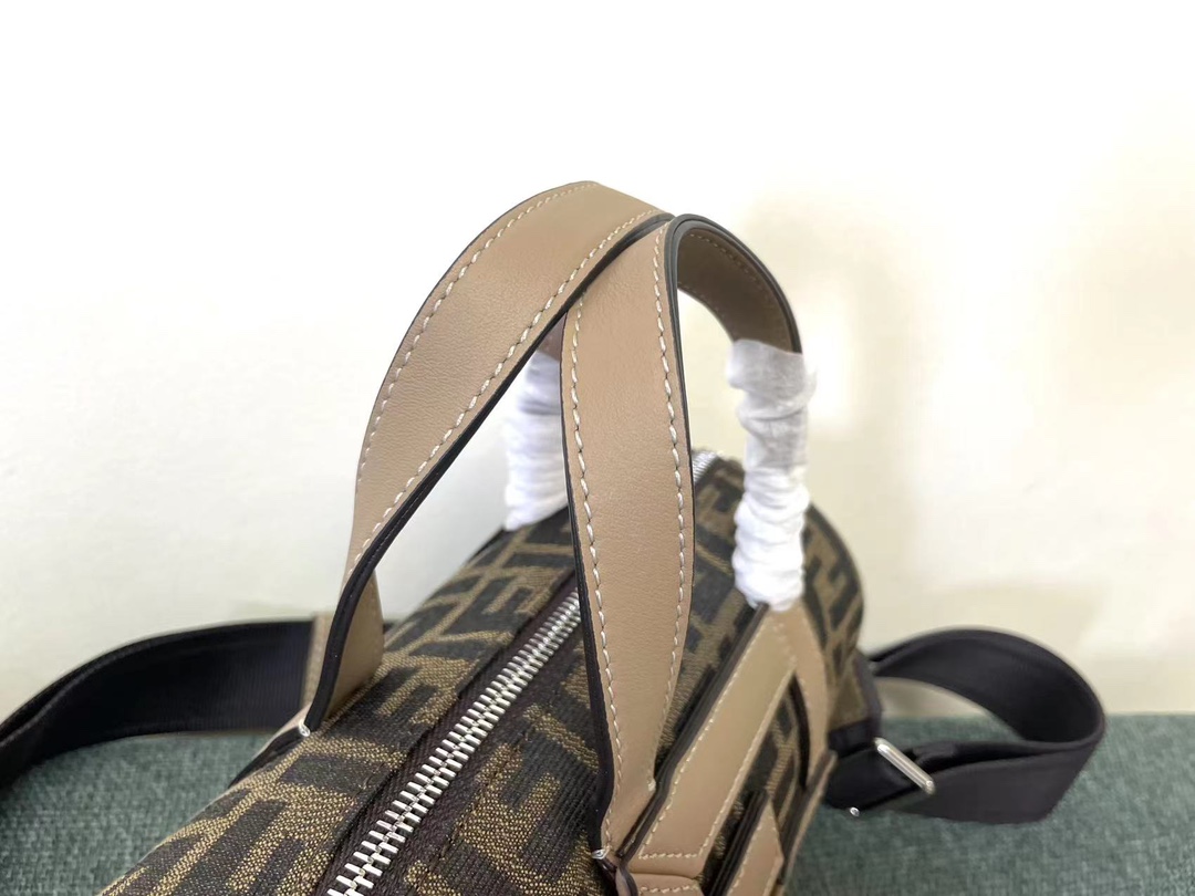 [TOP] FENDI Mini Bowling Handbag 21.5x13x13cm - Beige