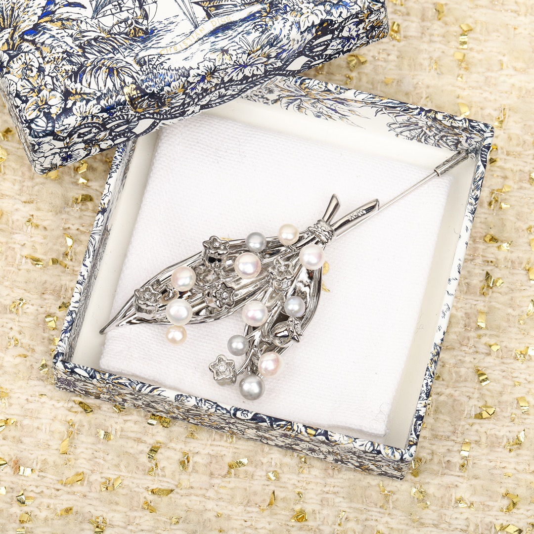 [TOP] Christian Dior Lily of the Valley Brooch - Silver