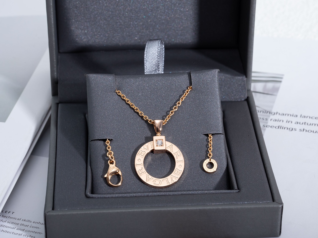 [TOP] BVLGARI Round Cake Necklace with Diamonds -Rose  Gold