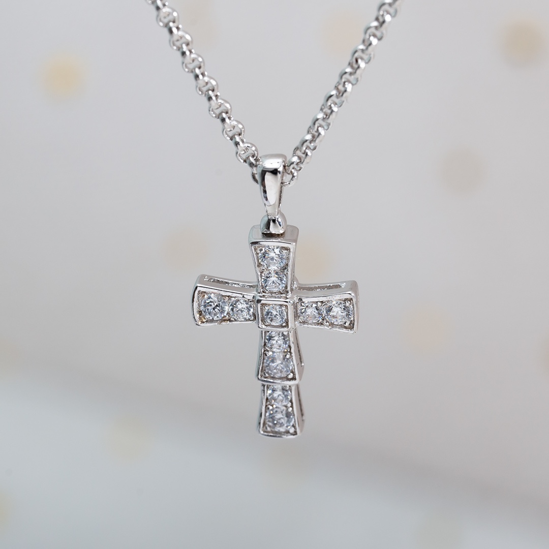 [TOP] BVLGARI Snake Bone Cross Necklace - Silver